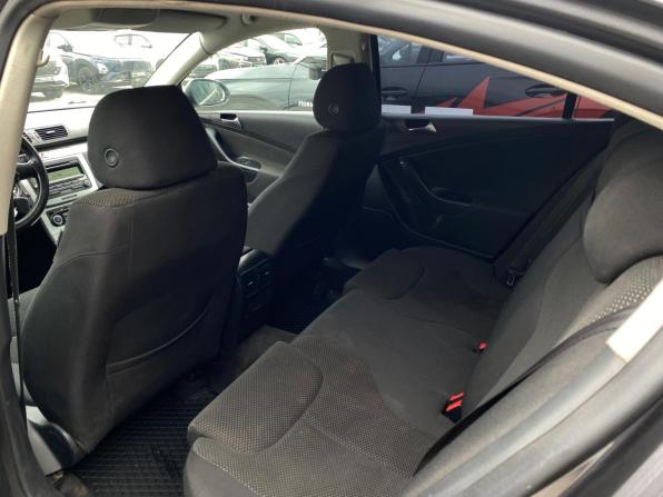 Volkswagen Passat B6 с пробегом 2010 года, цена 499 000 рублей, 210862 км, седан, Автокод Объявления