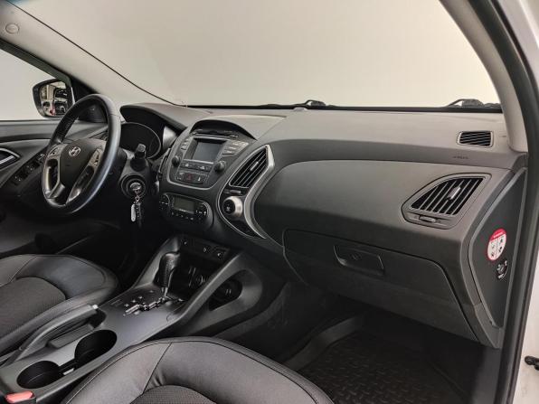 Hyundai ix35 I Рестайлинг с пробегом 2015 года, цена 1 550 000 рублей, 144609 км, внедорожник, Автокод Объявления