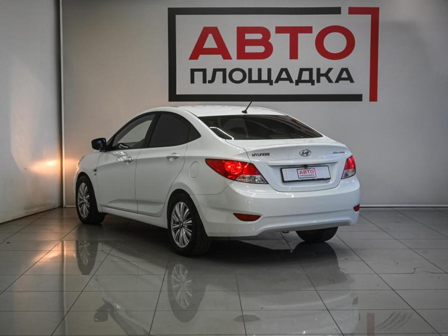 Hyundai Solaris I Челябинск  - изображение 5
