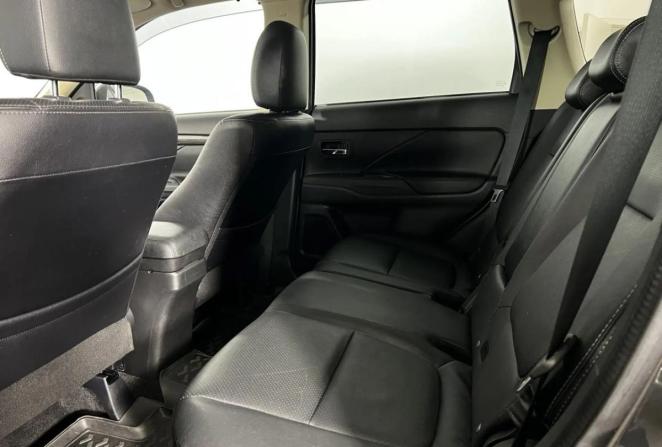 Mitsubishi Outlander III Рестайлинг 2 с пробегом 2016 года, цена 1 950 000 рублей, 87068 км, внедорожник, Автокод Объявления