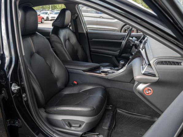 Toyota Camry VIII (XV70) с пробегом 2019 года, цена 2 745 000 рублей, 121041 км, седан, Автокод Объявления