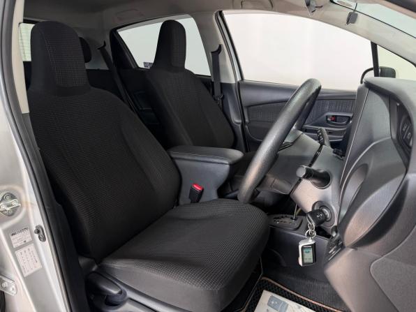 Toyota Vitz III (XP130) Рестайлинг с пробегом 2019 года, цена 1 100 000 рублей, 89988 км, хэтчбек, Автокод Объявления