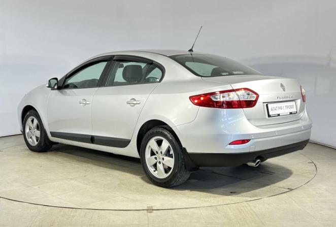 Renault Fluence I с пробегом 2011 года, цена 670 000 рублей, 147875 км, седан, Автокод Объявления