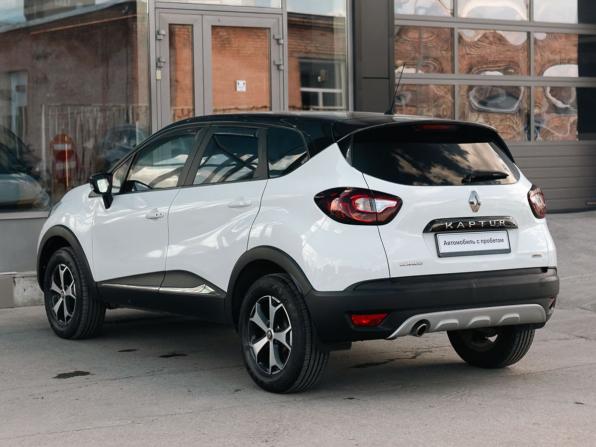 Renault Kaptur I с пробегом 2018 года, цена 1 250 000 рублей, 118537 км, внедорожник, Автокод Объявления