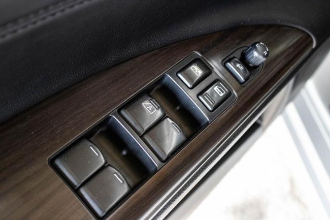 Nissan Teana II Рестайлинг с пробегом 2012 года, цена 1 350 000 рублей, 187480 км, седан, Автокод Объявления