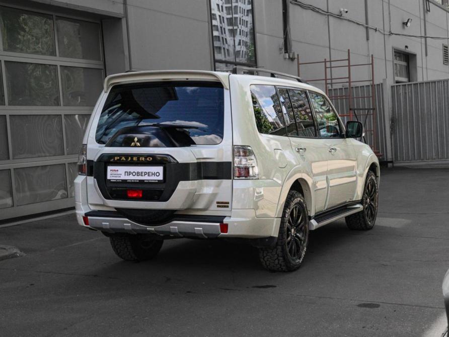 Mitsubishi Pajero IV Рестайлинг 2 Москва  - изображение 4