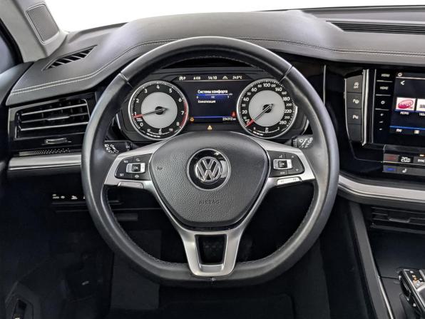 Volkswagen Touareg III с пробегом 2019 года, цена 3 900 000 рублей, 234306 км, внедорожник, Автокод Объявления