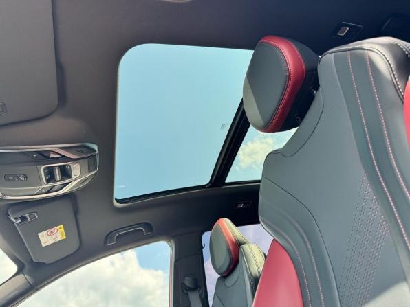 Geely Coolray I Рестайлинг с пробегом 2024 года, цена 2 099 900 рублей, 24908 км, внедорожник, Автокод Объявления