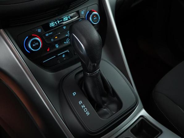 Ford Kuga II Рестайлинг с пробегом 2018 года, цена 1 849 077 рублей, 40034 км, внедорожник, Автокод Объявления