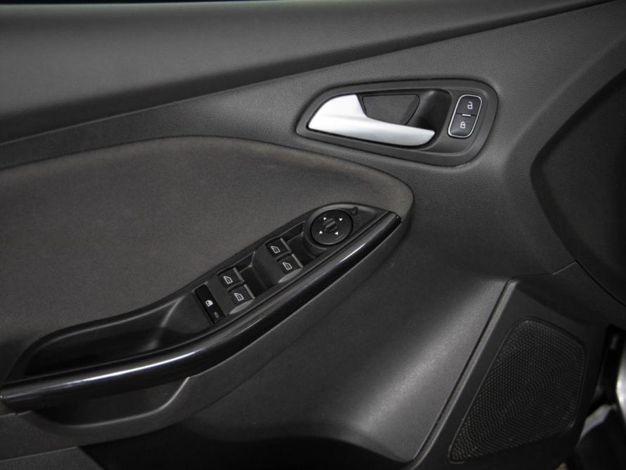 Ford Focus III Рестайлинг Санкт-Петербург  - изображение 23