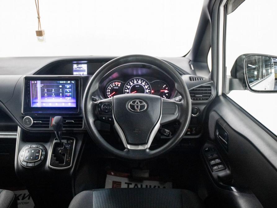 Toyota Noah III (R80) Рестайлинг Иркутск  - изображение 10