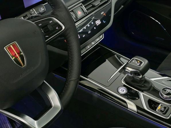 Hongqi HS5 I Рестайлинг с пробегом 2024 года, цена 2 845 000 рублей, 44401 км, внедорожник, Автокод Объявления