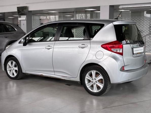 Subaru Trezia с пробегом 2011 года, цена 625 000 рублей, 124252 км, хэтчбек, Автокод Объявления