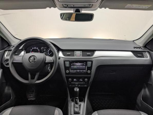 Skoda Rapid I Рестайлинг с пробегом 2019 года, цена 1 420 000 рублей, 90607 км, лифтбек, Автокод Объявления