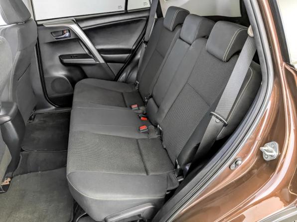 Toyota RAV4 IV (XA40) Рестайлинг с пробегом 2017 года, цена 2 195 000 рублей, 143912 км, внедорожник, Автокод Объявления