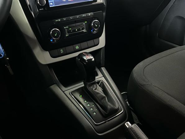Skoda Yeti I с пробегом 2013 года, цена 1 190 000 рублей, 129929 км, внедорожник, Автокод Объявления