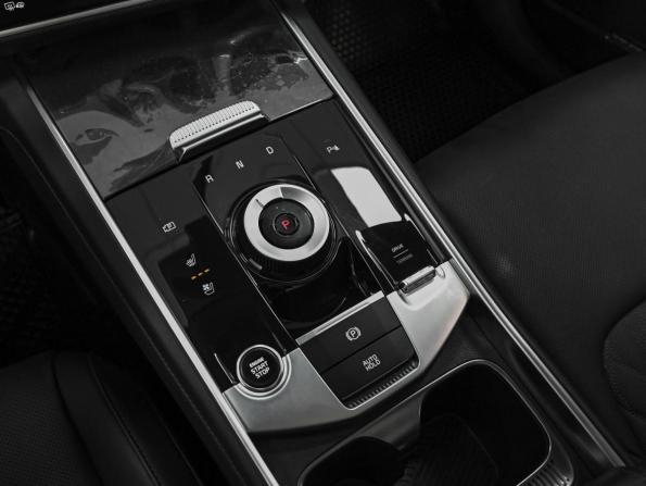 Kia Sportage V с пробегом 2025 года, цена 3 815 000 рублей, 8604 км, внедорожник, Автокод Объявления