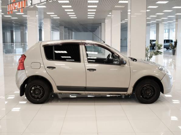 Renault Sandero I с пробегом 2010 года, цена 322 000 рублей, 221835 км, хэтчбек, Автокод Объявления