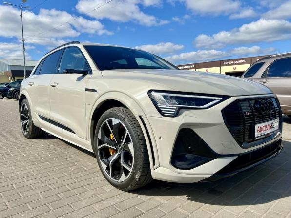 Audi e-tron S с пробегом 2021 года, цена 7 437 500 рублей, 25601 км, внедорожник, Автокод Объявления
