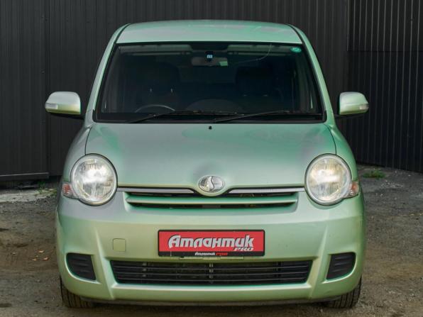 Toyota Sienta I Рестайлинг 2 с пробегом 2012 года, цена 900 000 рублей, 207819 км, минивэн, Автокод Объявления