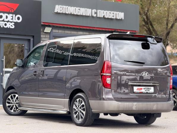 Hyundai Grand Starex I Рестайлинг 2 с пробегом 2019 года, цена 4 200 000 рублей, 63626 км, минивэн, Автокод Объявления