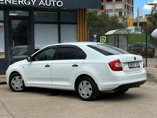 Skoda Rapid I с пробегом 2014 года, цена 800 000 рублей, 201513 км, универсал, Автокод Объявления