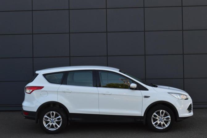 Ford Kuga II с пробегом 2016 года, цена 1 600 000 рублей, 96000 км, внедорожник, Автокод Объявления