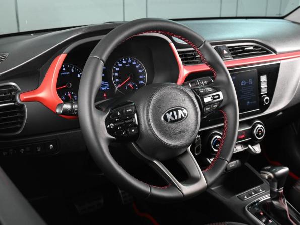 Kia Rio IV Рестайлинг с пробегом 2021 года, цена 1 399 000 рублей, 179467 км, седан, Автокод Объявления