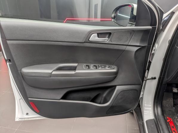 Kia Sportage IV с пробегом 2017 года, цена 1 745 000 рублей, 140766 км, внедорожник, Автокод Объявления