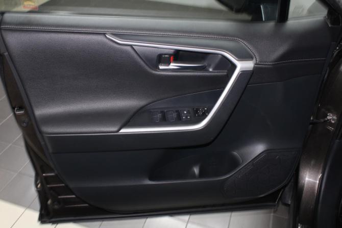 Toyota RAV4 V (XA50) с пробегом 2019 года, цена 3 500 000 рублей, 53772 км, внедорожник, Автокод Объявления