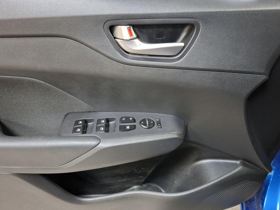Hyundai Solaris II Москва  - изображение 18