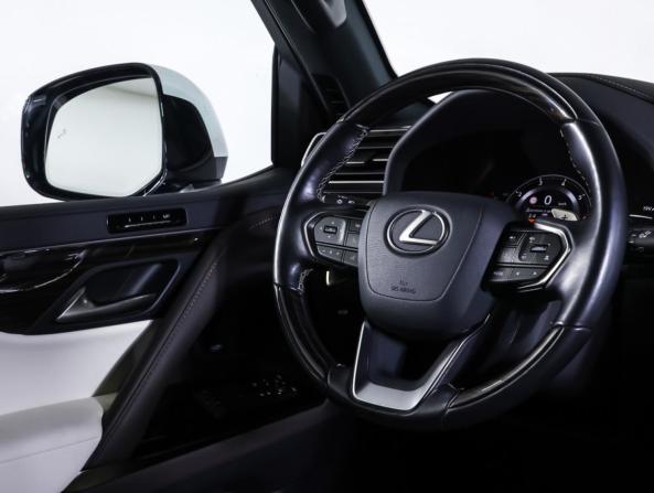 Lexus LX IV с пробегом 2022 года, цена 15 500 000 рублей, 6088 км, внедорожник, Автокод Объявления