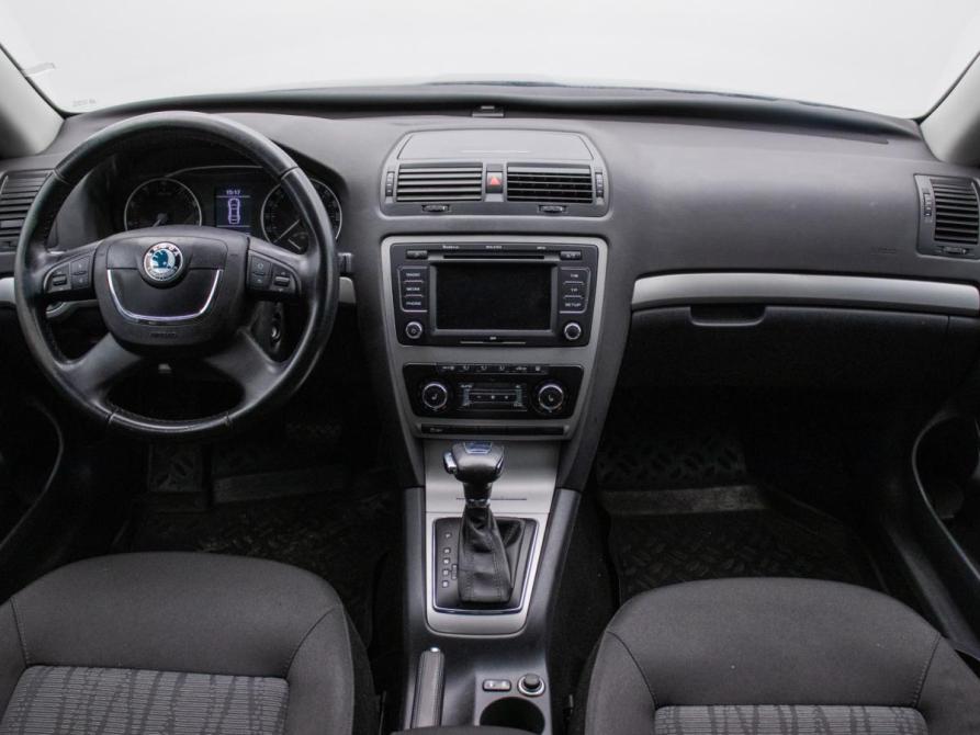 Skoda Octavia II (A5) Рестайлинг Москва  - изображение 13