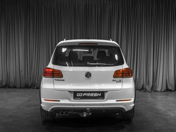 Volkswagen Tiguan I Рестайлинг с пробегом 2014 года, цена 2 059 000 рублей, 152239 км, внедорожник, Автокод Объявления