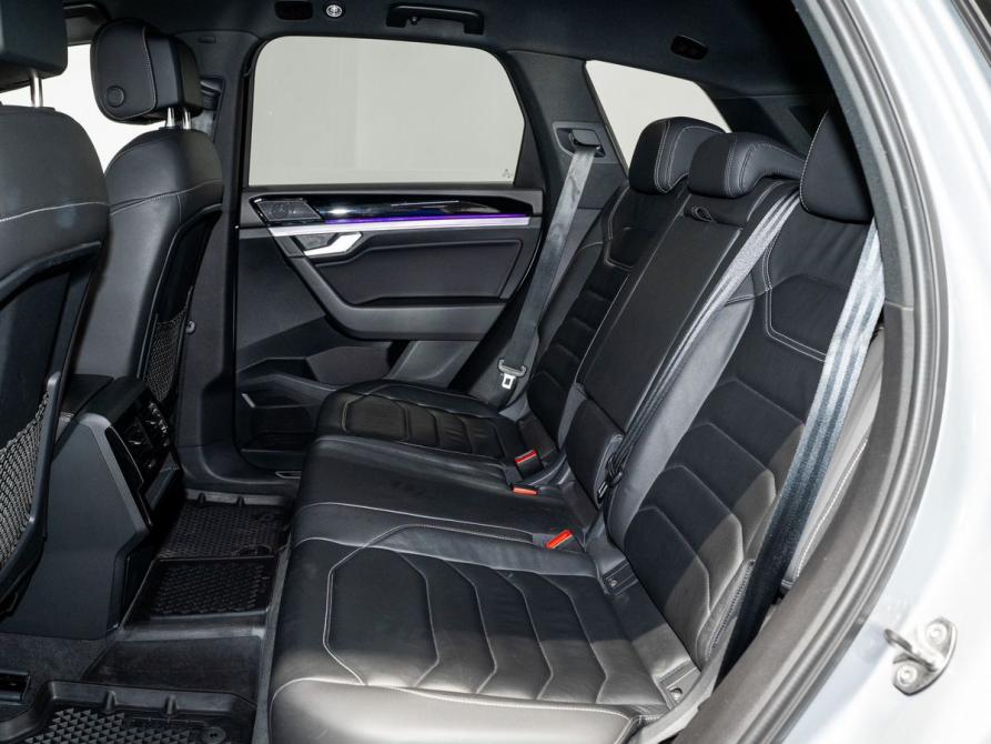 Volkswagen Touareg III Чита  - изображение 6
