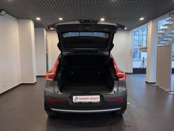 Volvo XC40 I с пробегом 2021 года, цена 3 550 000 рублей, 112280 км, внедорожник, Автокод Объявления