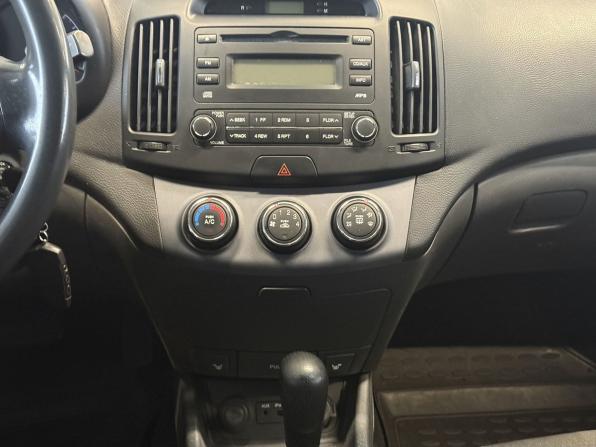 Hyundai Elantra IV (HD) с пробегом 2009 года, цена 490 000 рублей, 330255 км, седан, Автокод Объявления