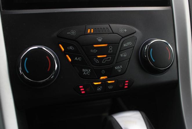 Ford Mondeo V с пробегом 2015 года, цена 1 175 000 рублей, 275085 км, седан, Автокод Объявления