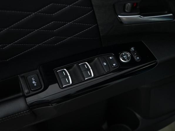 Honda Elysion II Рестайлинг 2 с пробегом 2023 года, цена 4 770 055 рублей, 20558 км, минивэн, Автокод Объявления