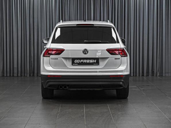 Volkswagen Tiguan II с пробегом 2019 года, цена 2 424 000 рублей, 146491 км, внедорожник, Автокод Объявления