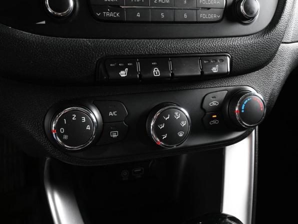 Kia Ceed II Рестайлинг с пробегом 2015 года, цена 1 499 000 рублей, 72565 км, хэтчбек, Автокод Объявления