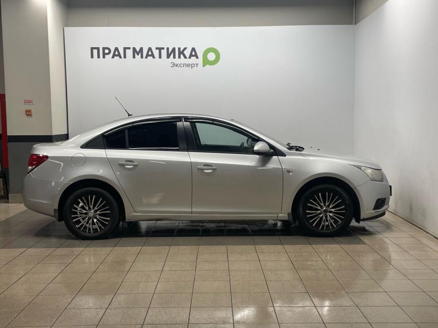 Chevrolet Cruze I Санкт-Петербург  - изображение 4