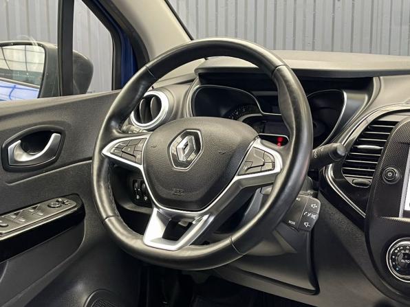 Renault Kaptur I Рестайлинг с пробегом 2020 года, цена 1 597 000 рублей, 125996 км, внедорожник, Автокод Объявления