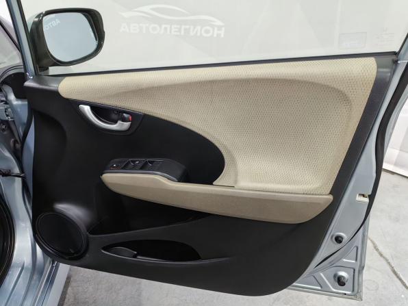 Honda Fit Shuttle I с пробегом 2012 года, цена 950 000 рублей, 222000 км, универсал, Автокод Объявления