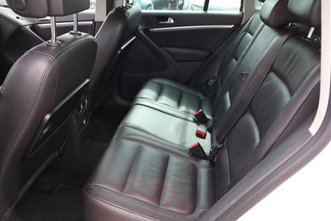 Volkswagen Tiguan I Рестайлинг с пробегом 2011 года, цена 999 000 рублей, 182000 км, внедорожник, Автокод Объявления