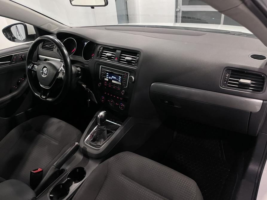 Volkswagen Jetta VI Рестайлинг Чебоксары  - изображение 12