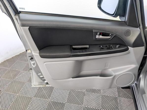 Suzuki SX4 I (Classic) Рестайлинг с пробегом 2013 года, цена 810 000 рублей, 205822 км, хэтчбек, Автокод Объявления