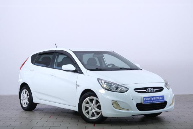 Hyundai Solaris I с пробегом 2012 года, цена 819 000 рублей, 165000 км, хэтчбек, Автокод Объявления