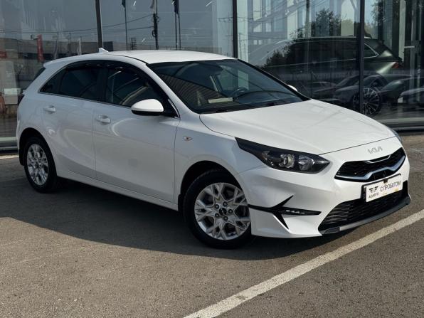 Kia Ceed III Рестайлинг с пробегом 2022 года, цена 1 970 000 рублей, 62000 км, хэтчбек, Автокод Объявления