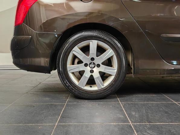 Peugeot 308 I Рестайлинг с пробегом 2011 года, цена 757 000 рублей, 69368 км, универсал, Автокод Объявления